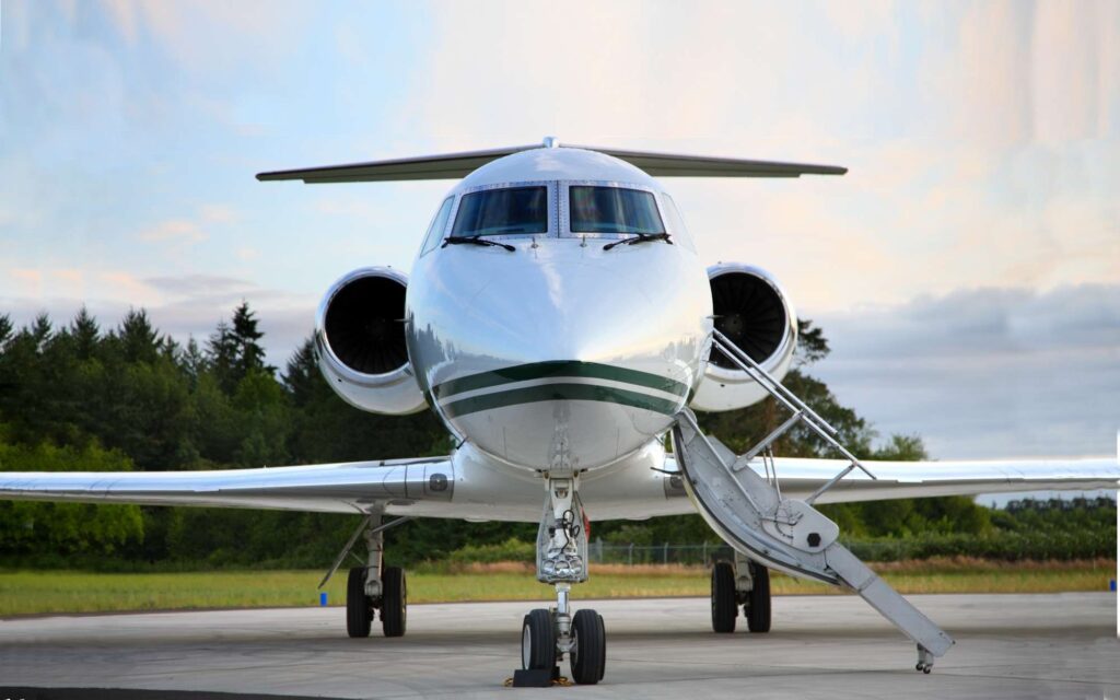 Private Jet for Yacht Charters